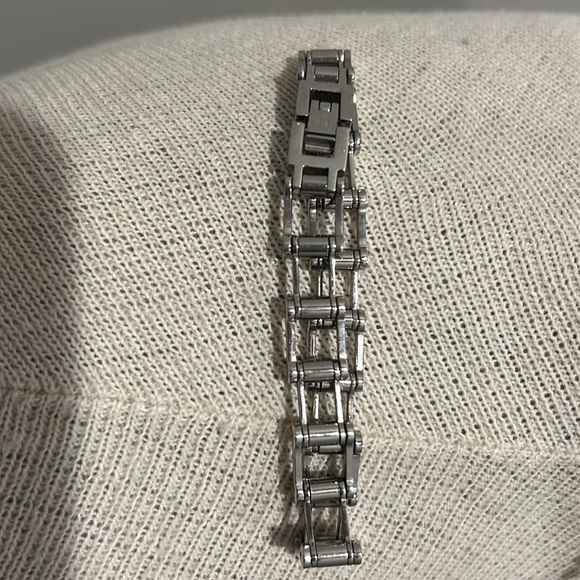 Polished Stainless Steel Bike Chain Link Bracelet - Picture 3 of 14